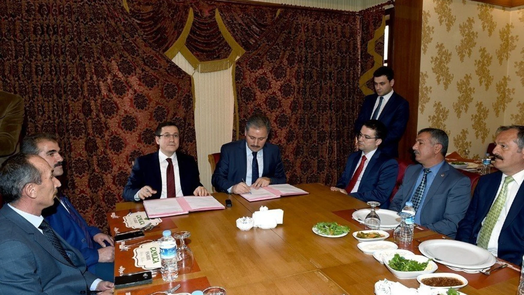 Belediye Başkanı Çakır ile Rektör Kızılay 'Muhtarlık Akademisi' protokolünü imzaladı
