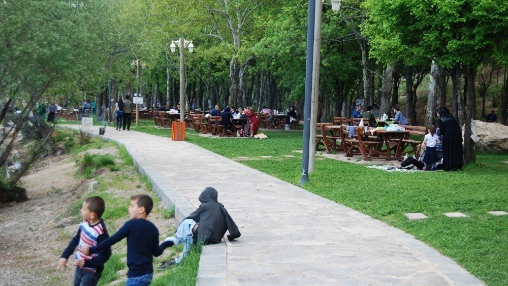 Malatya'da piknik sezonu açıldı

