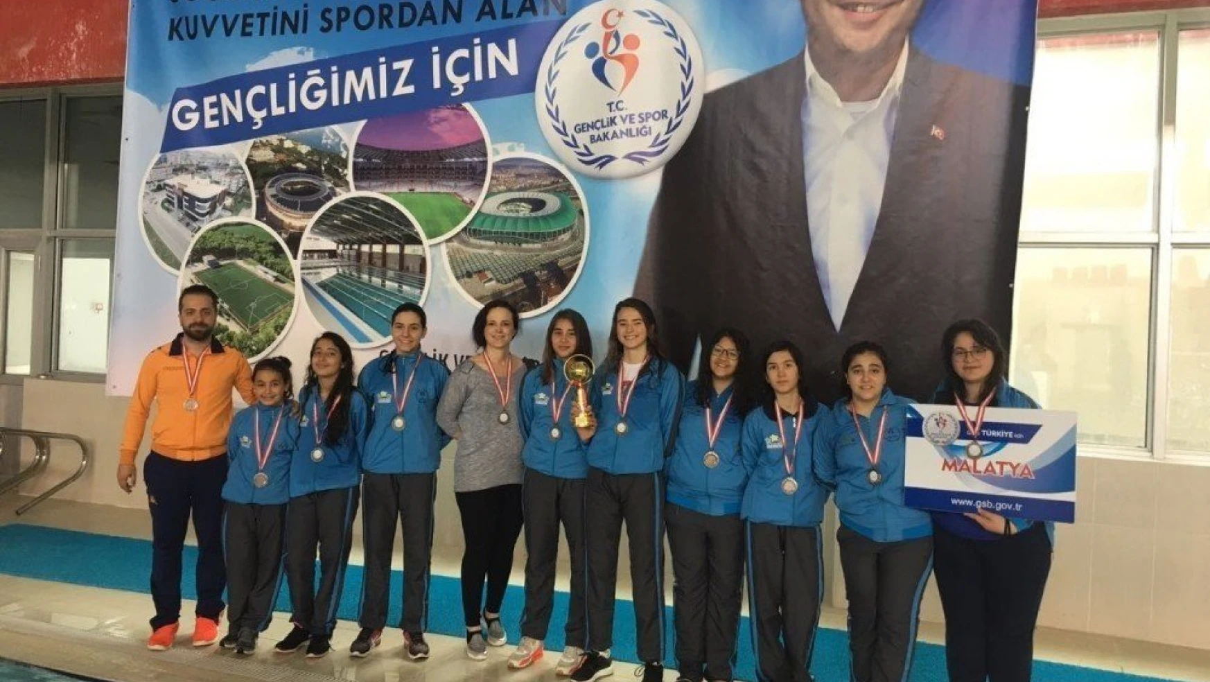 Malatya Sutopu Bayan Takımı Türkiye 3'üncüsü oldu
