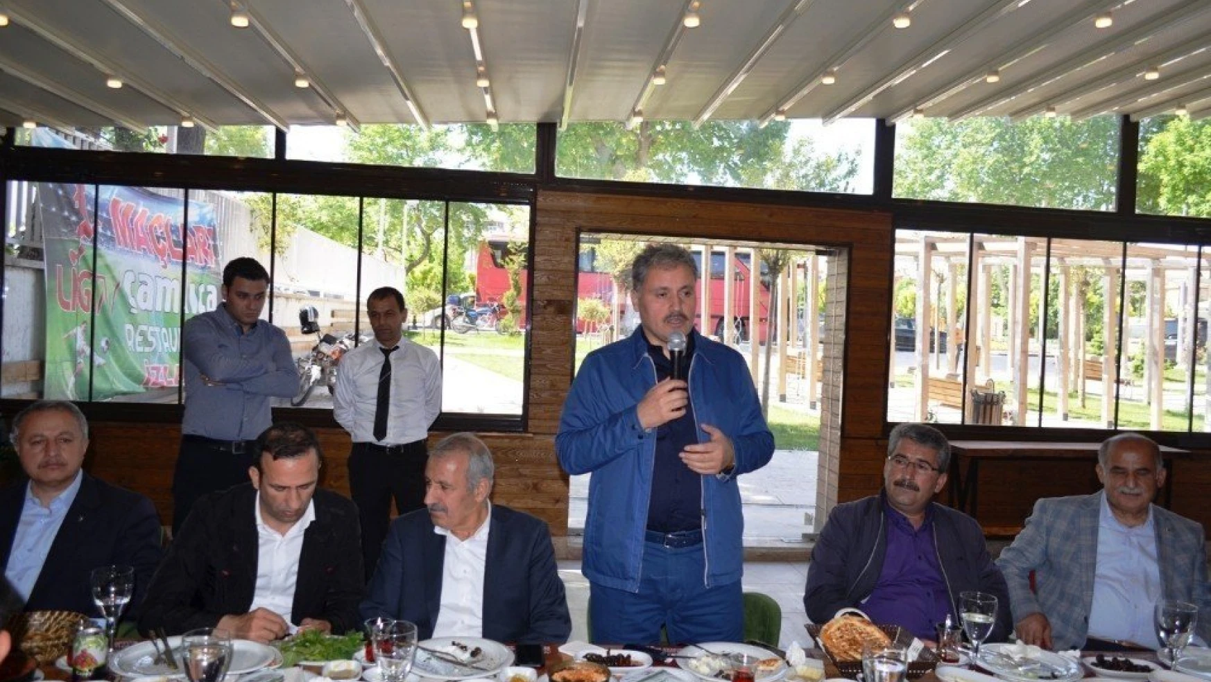 Evkur Yeni Malatyaspor'da birlik beraberliği kahvaltısı
