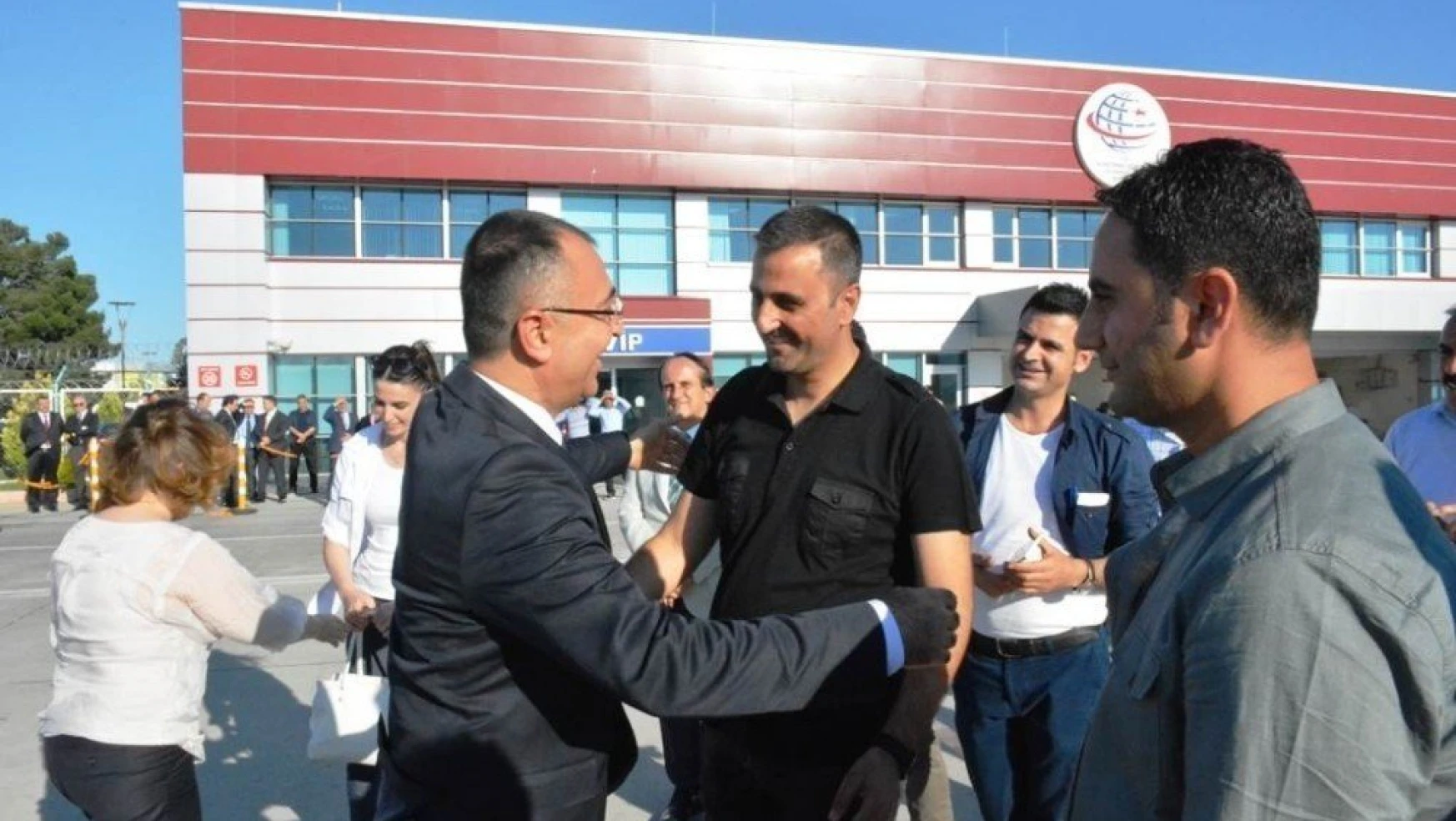 Vali Mustafa Toprak Malatya'da ayrıldı
