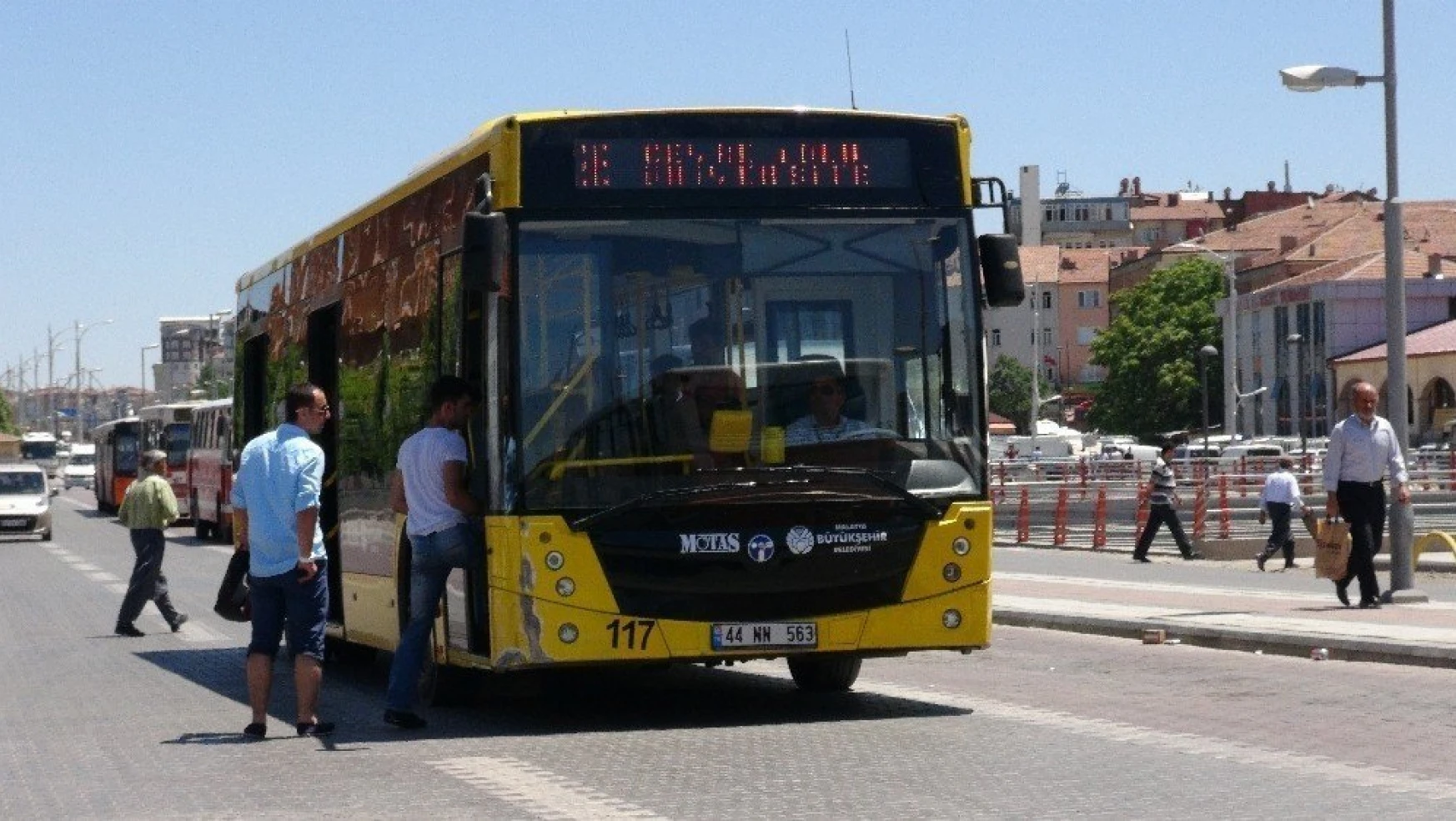 Malatya'da 14 ve 15 Temmuz akşamları belediye otobüsleri ücretsiz hizmet verecek
