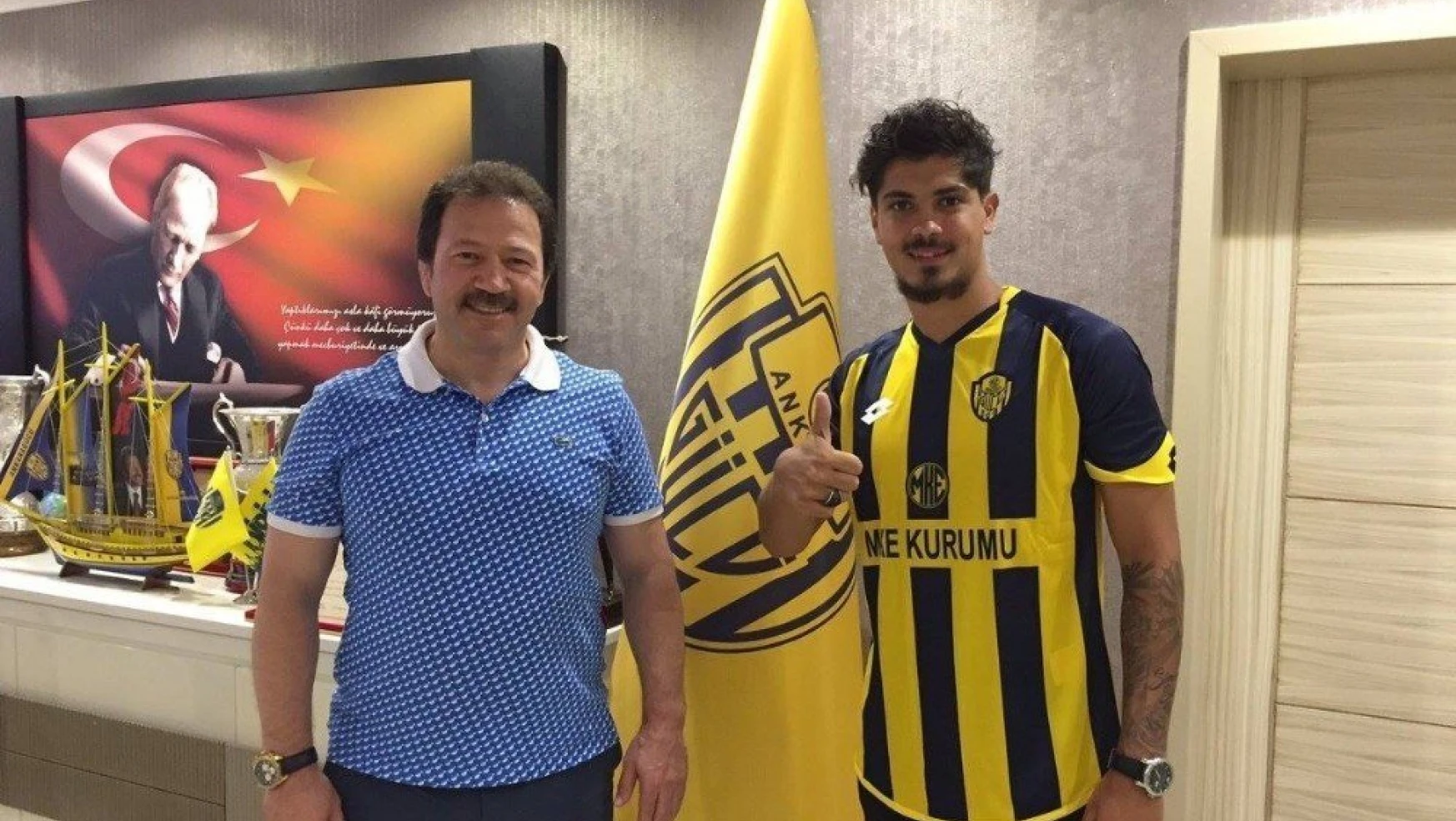 Evkur Yeni Malatyaspor'dan Ankaragücü'ne
