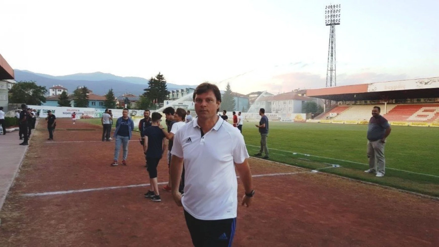 Evkur Yeni Malatyaspor'da Teknik Direktör Sağlam'dan yönetime transfer mesajı
