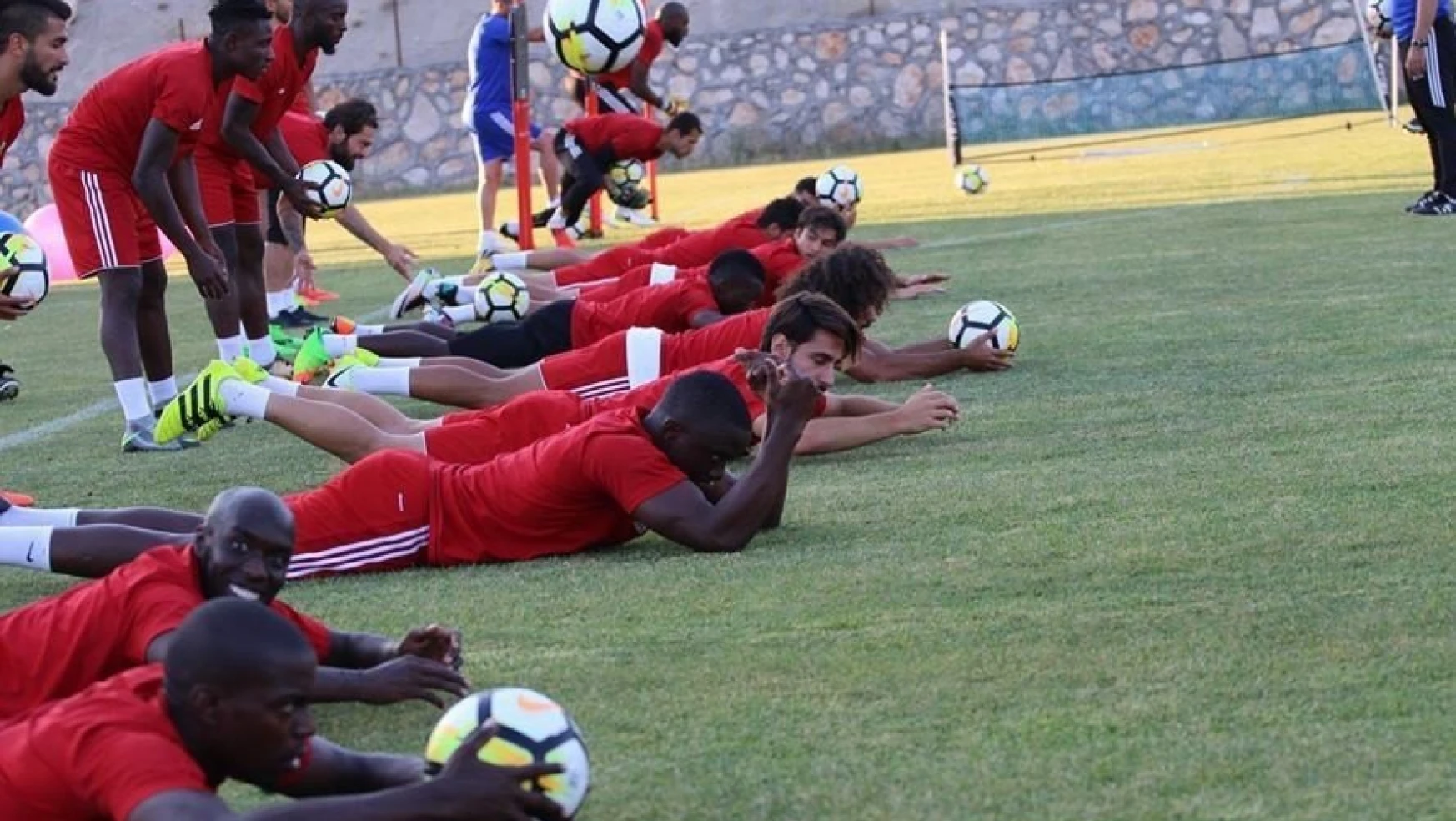 Evkur Yeni Malatyaspor, Osmanlıspor maçı hazırlıklarını sürdürdü

