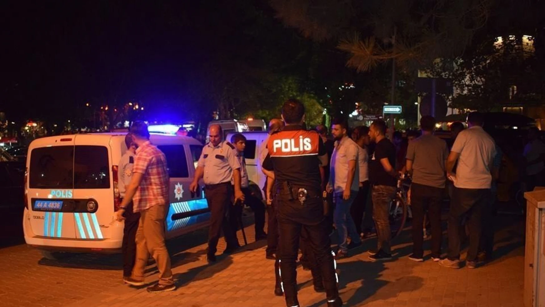 Malatya'da bıçaklı kavga: 1 yaralı, 6 gözaltı