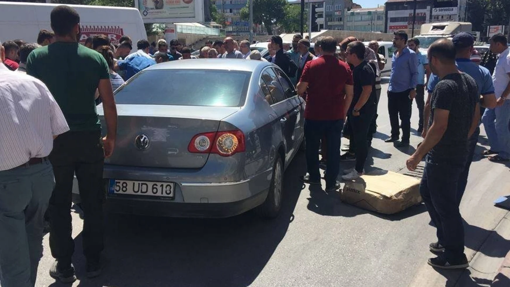 Malatya'da otomobilin çarptığı bir kişi yaralandı