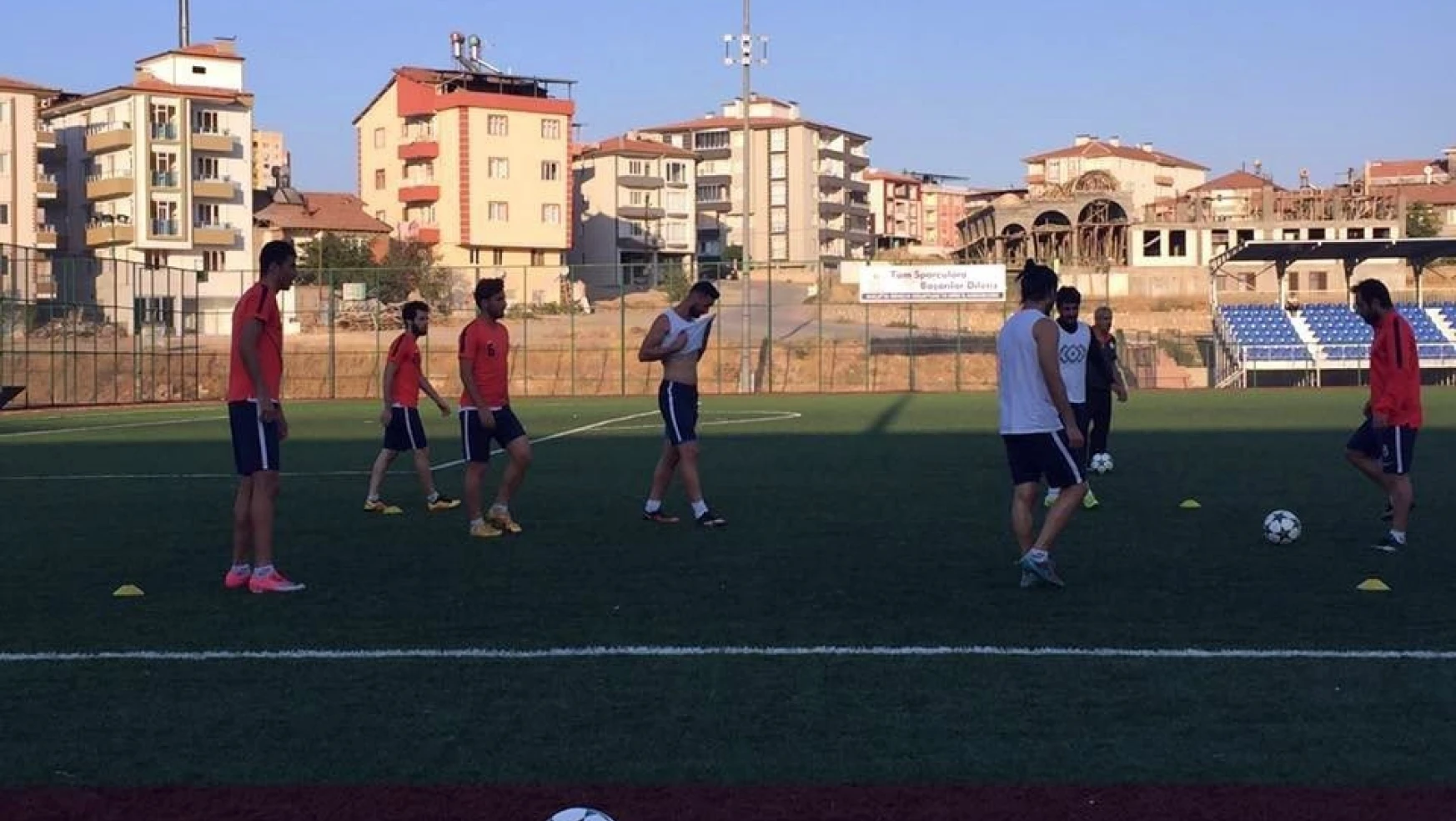 Malatya Yeşilyurt Belediyespor, yeni sezona Yeşiltepe'de hazırlanıyor
