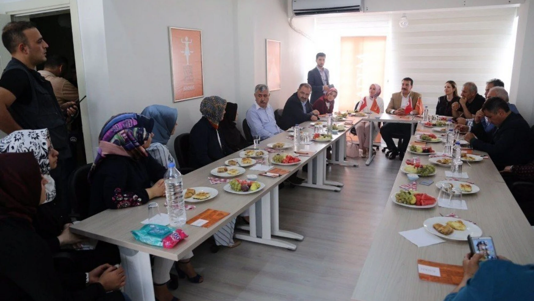 Bakan Tüfenkci: 'Kadınlarımızın çalışma koşullarını iyileştirmek zorundayız'
