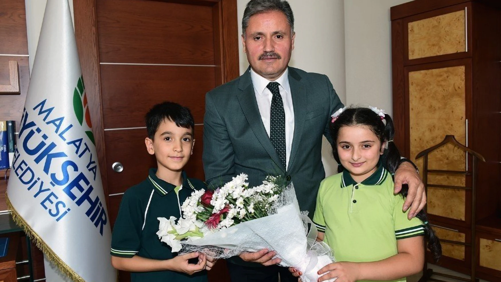 Malatya Büyükşehir Belediye Başkanı Ahmet Çakır:
