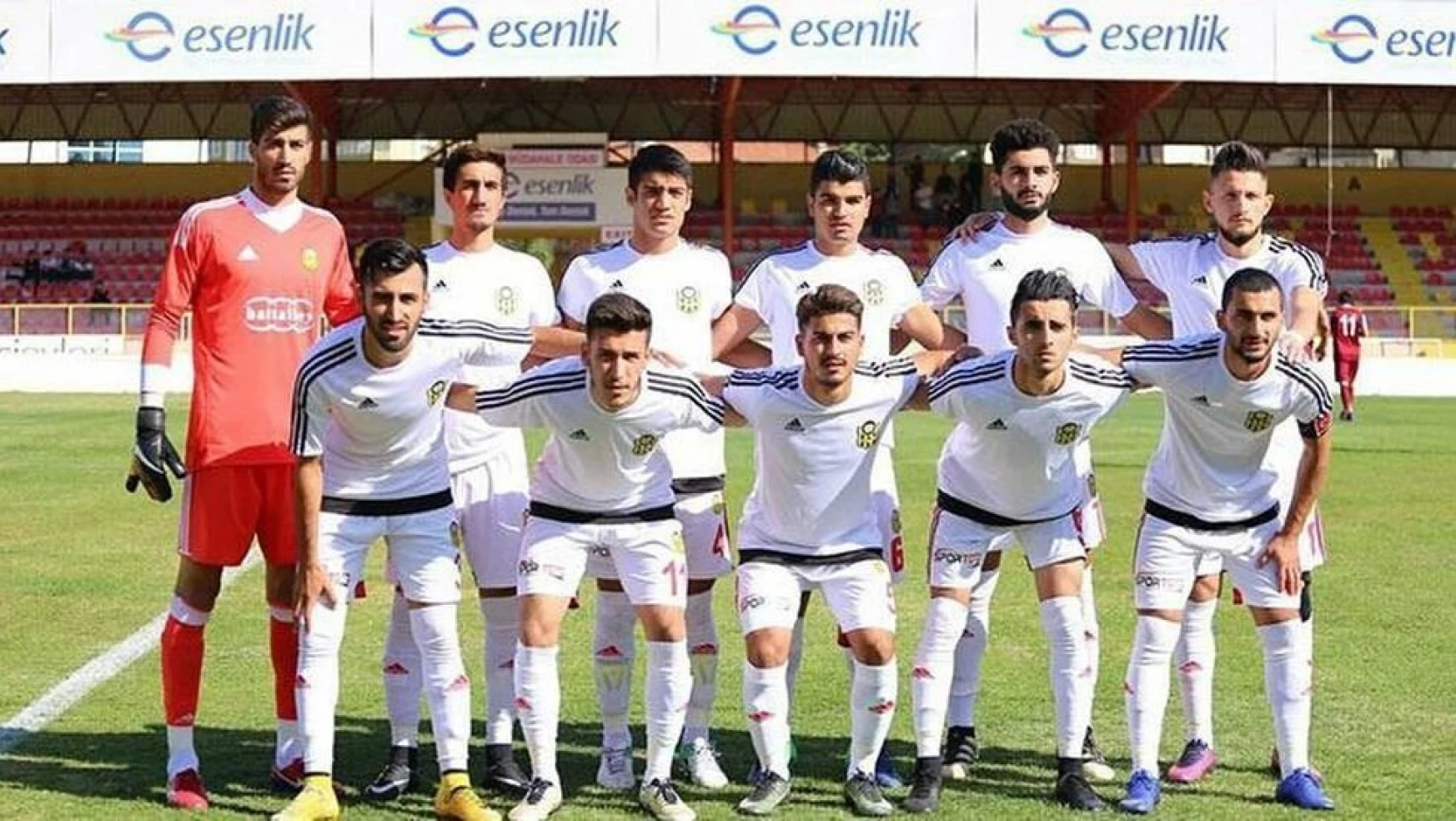 Evkur Yeni Malatyaspor U21 takımı farklı mağlup oldu
