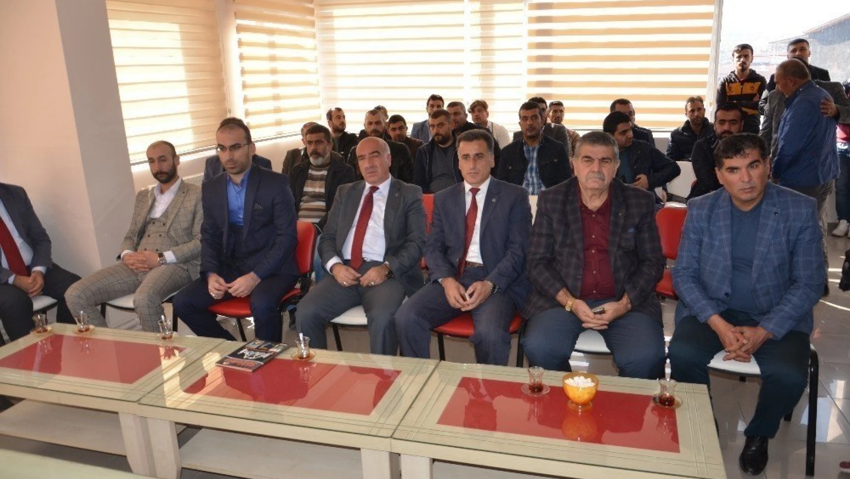 Bülent Avşar MHP İl Başkanlığına adaylığını açıkladı
