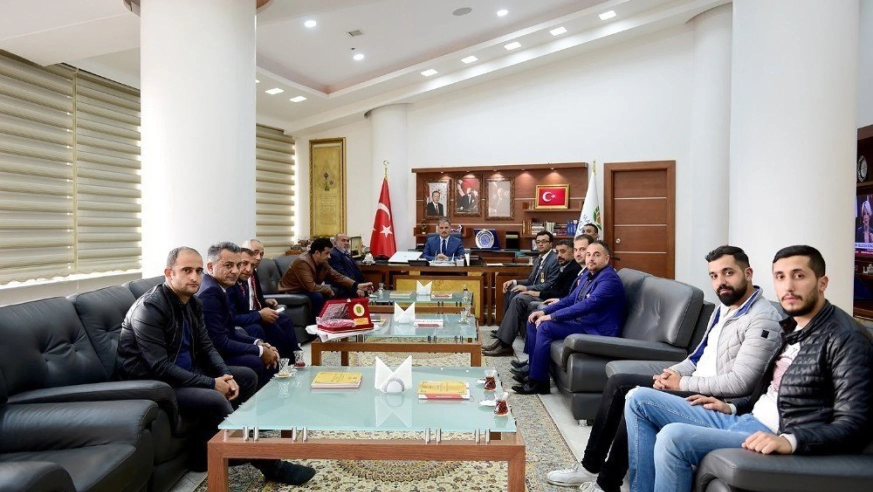 Büyükşehir Belediye Başkanı Ahmet Çakır:
