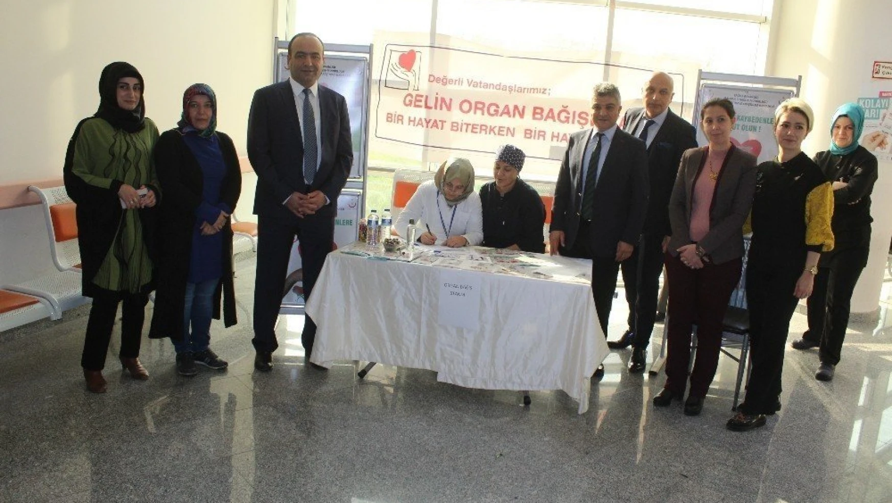 Malatya Eğitim ve Araştırma Hastanesi organ bağışı standı açtı
