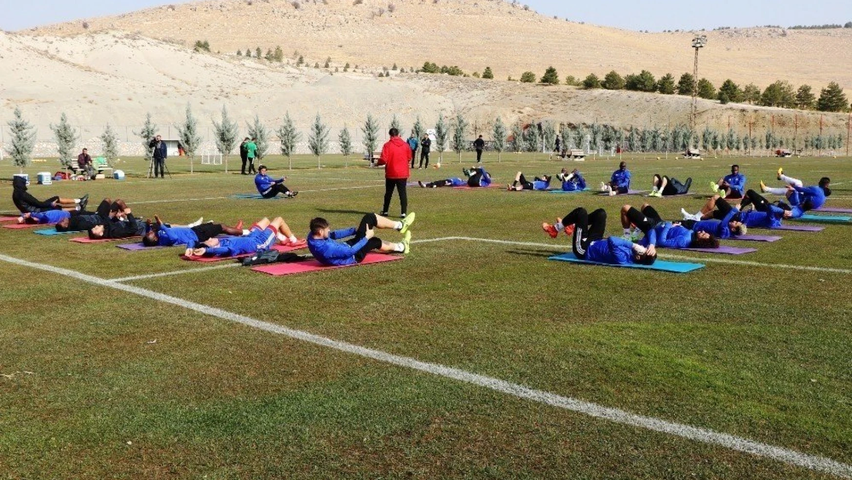 Yeni Malatyaspor, Alanyaspor maçının taktiğini çalıştı
