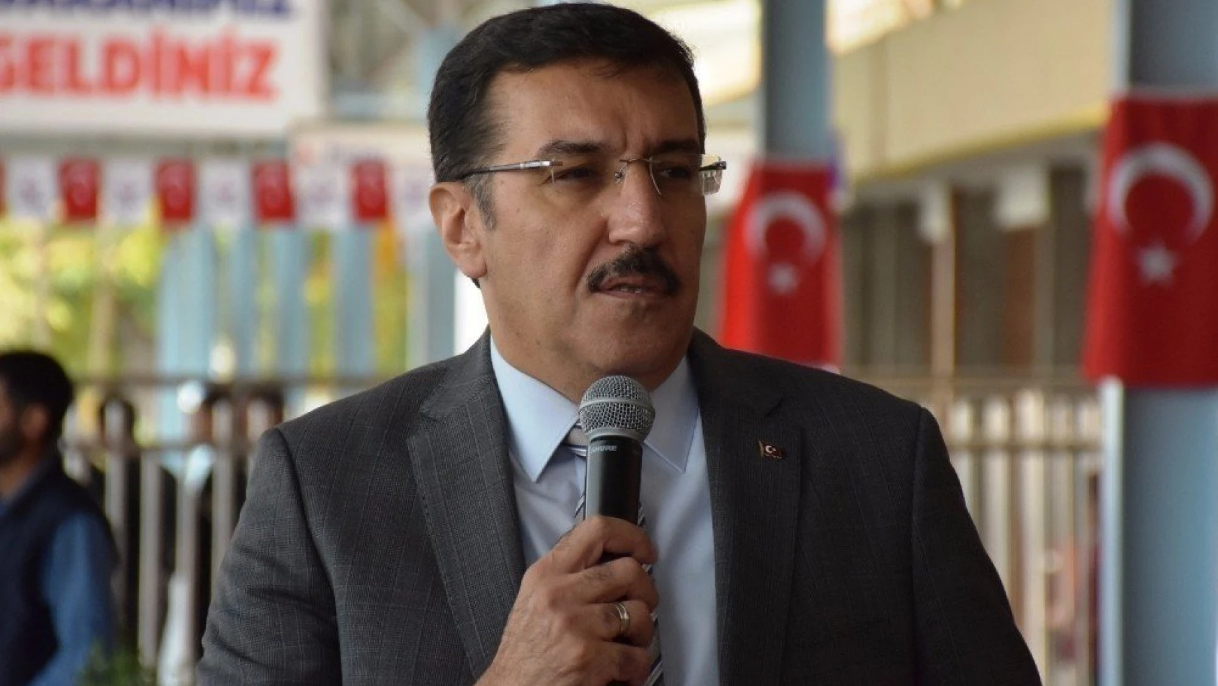 Gümrük ve Ticaret Bakanı Tüfenkci: 'Demir yollarını nasıl ihmal ettiklerini biliyoruz'
