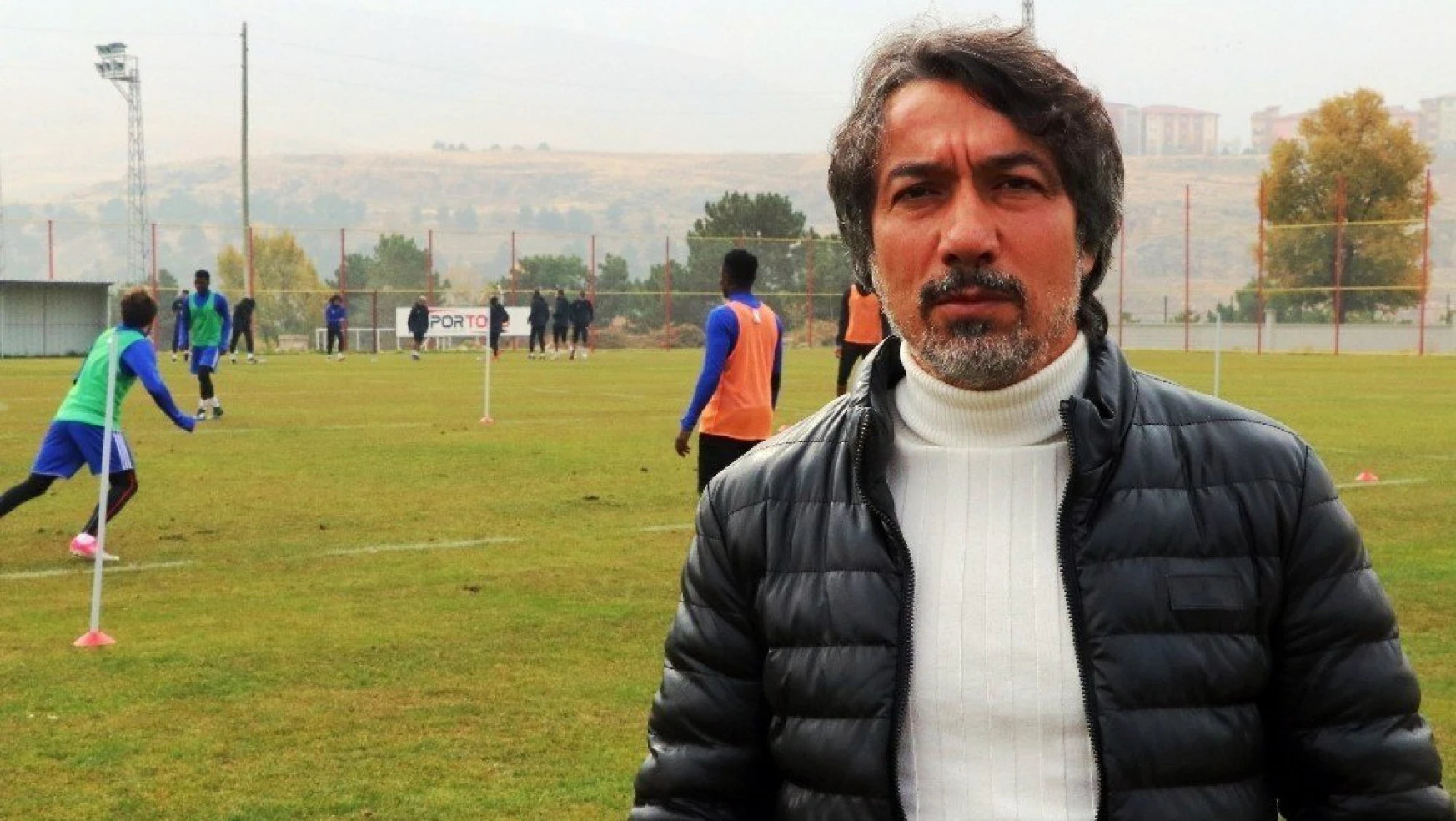 Evkur Yeni Malatyaspor, gol yollarında etkisiz kalıyor
