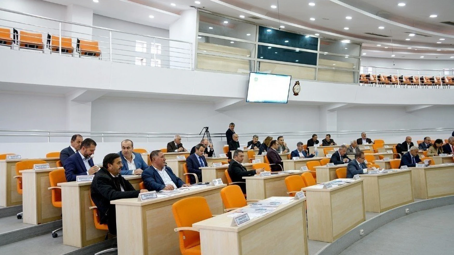 Büyükşehir Belediyesi Kasım ayı meclis toplantısı devam ediyor
