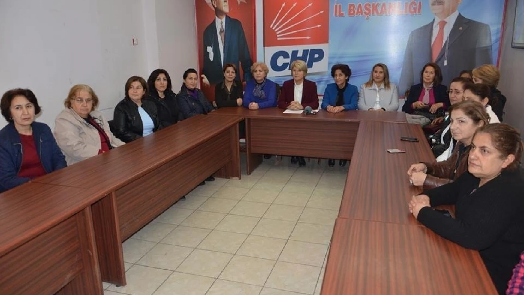 CHP'den 'Eşitlik ve Adalet Kadın Buluşması'na davet
