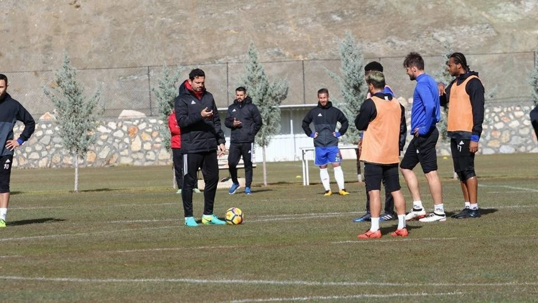 Evkur Yeni Malatyaspor'da Beşiktaş mesaisi sürüyor
