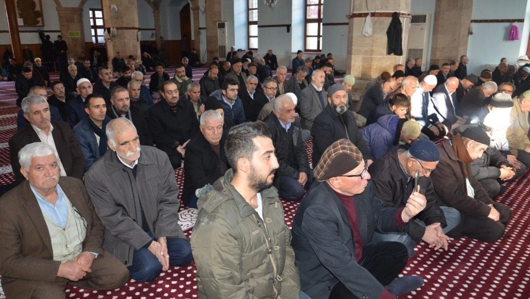 Malatya'da Naim Süleymanoğlu için mevlit okutuldu
