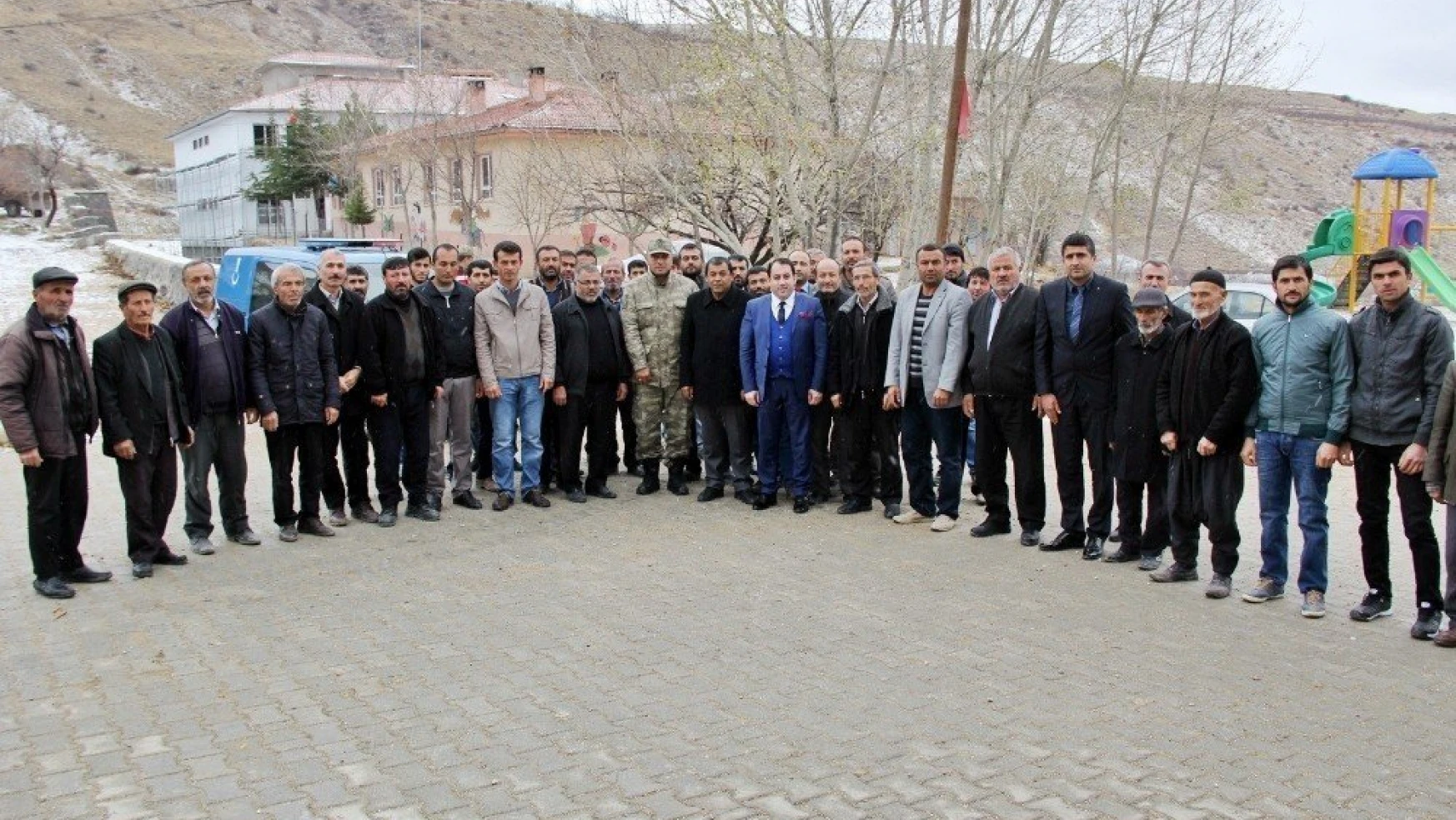 Kaymakam Zengince Karabayır mahallesinde incelemelerde bulundu
