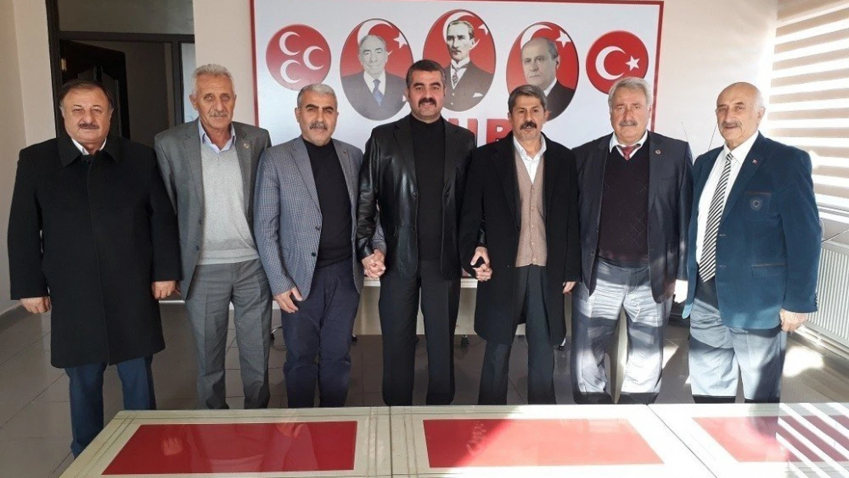 MHP İl Başkanı Avşar'a hayırlı olsun ziyaretleri sürüyor
