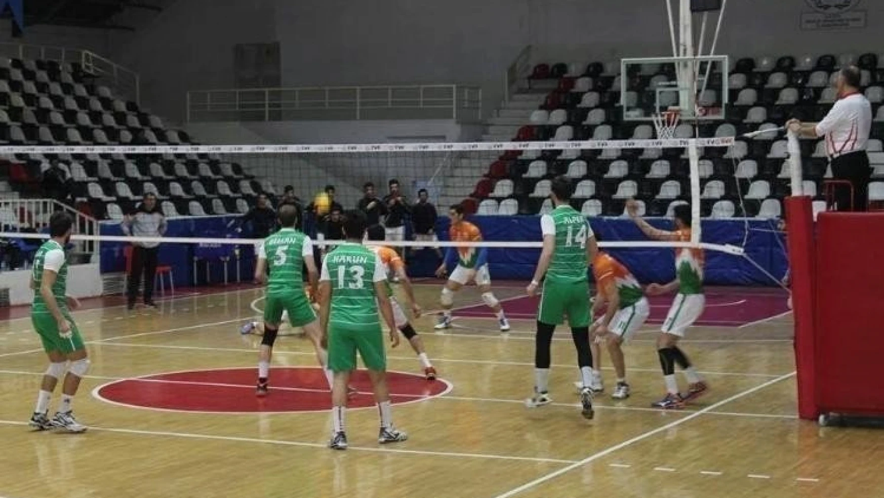 Büyükşehir Belediyespor Voleybol Takımı sahasında 3-0 mağlup oldu
