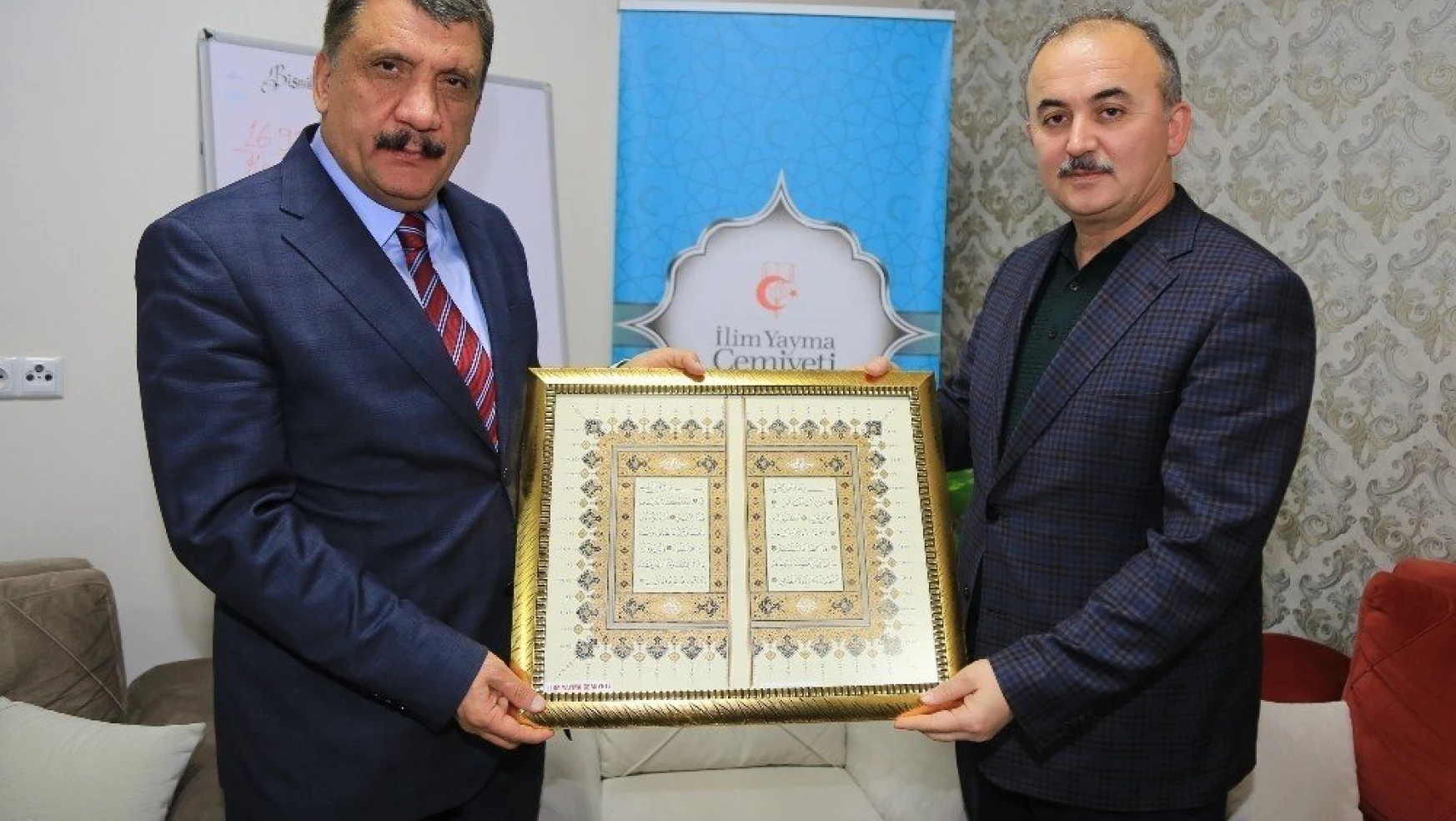 İlim Yayma Cemiyeti Malatya Şubesi'nden Gürkan'ın çalışmalarına övgü
