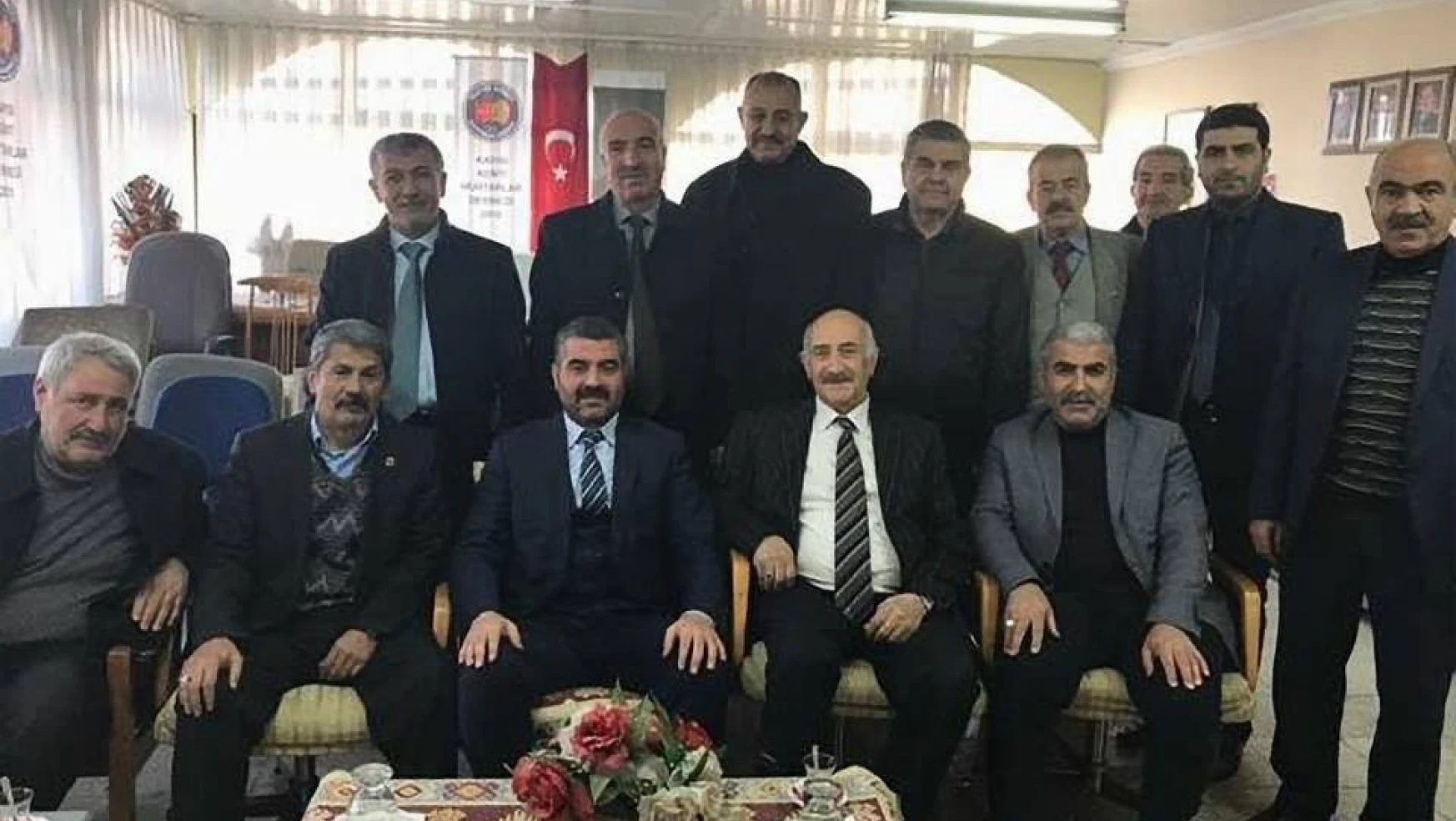 MHP İl Başkanı Avşar: 'Muhtarlarımızı önemsiyoruz'
