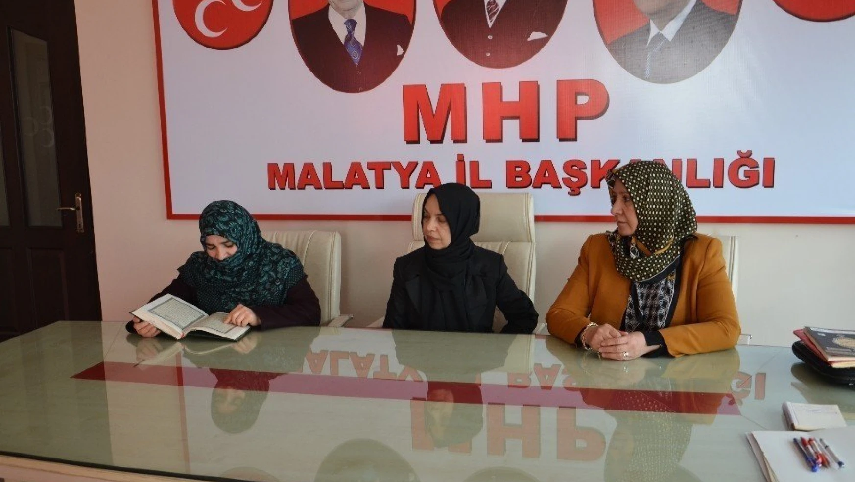 MHP'li kadınlar şehitler için mevlit okuttu
