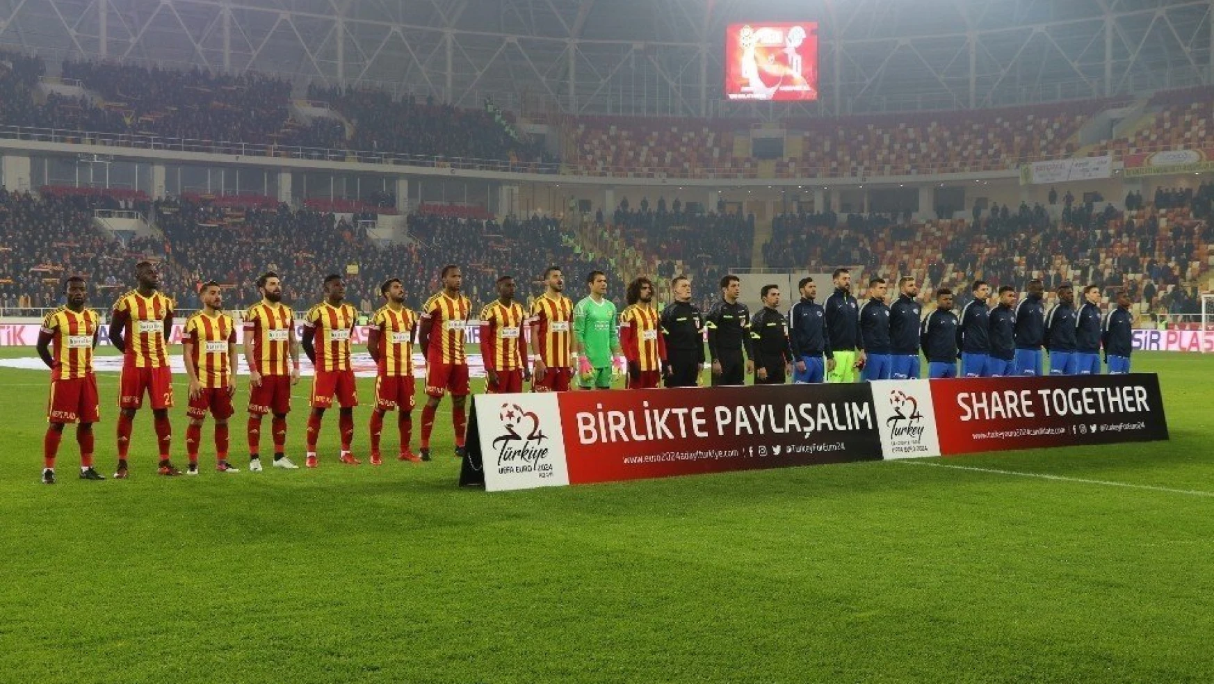 Spor Toto Süper Lig: Evkur Yeni Malatyaspor: 1 - Kasımpaşa: 1 (İlk yarı)
