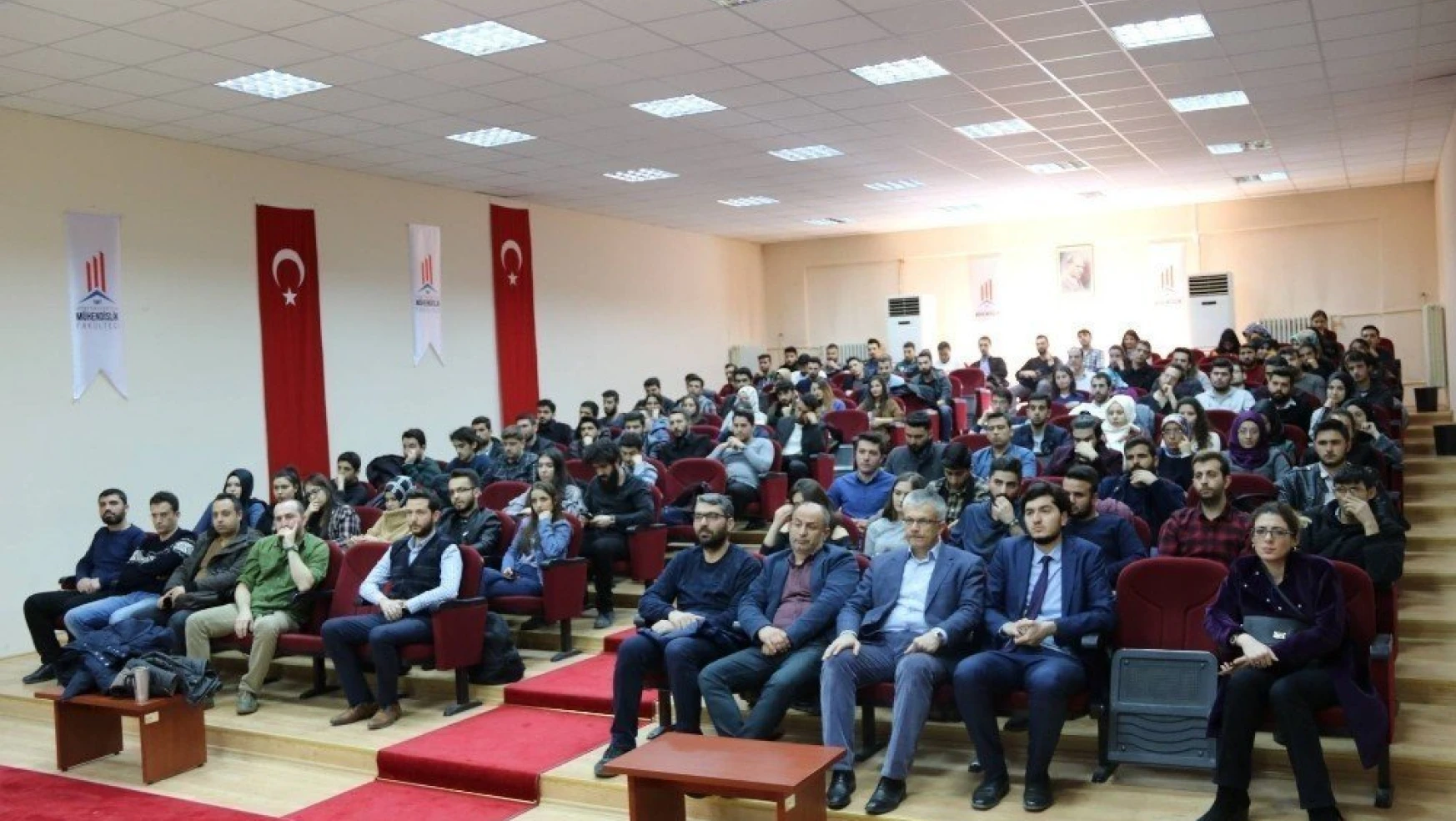İnönü'de 'Girişimcilik Hayalini Gerçekleştir' konferansı
