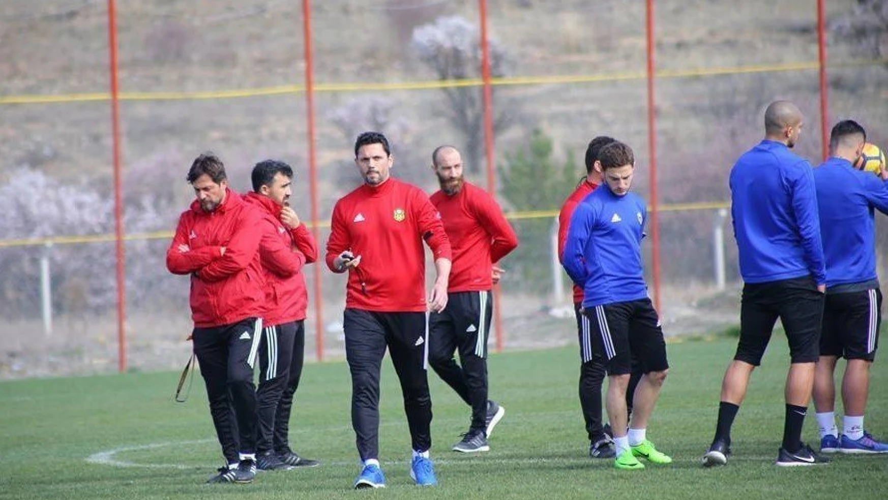 E.Yeni Malatyaspor'da Trabzonspor maçının hazırlıkları başladı
