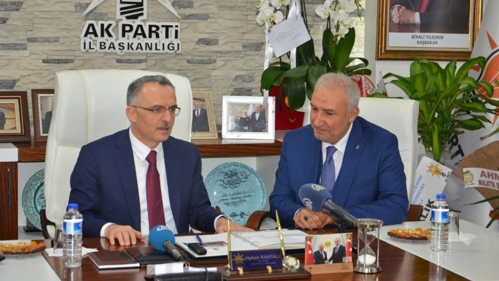 Maliye Bakanı Ağbal'ın Malatya'daki son durağı AK Parti oldu
