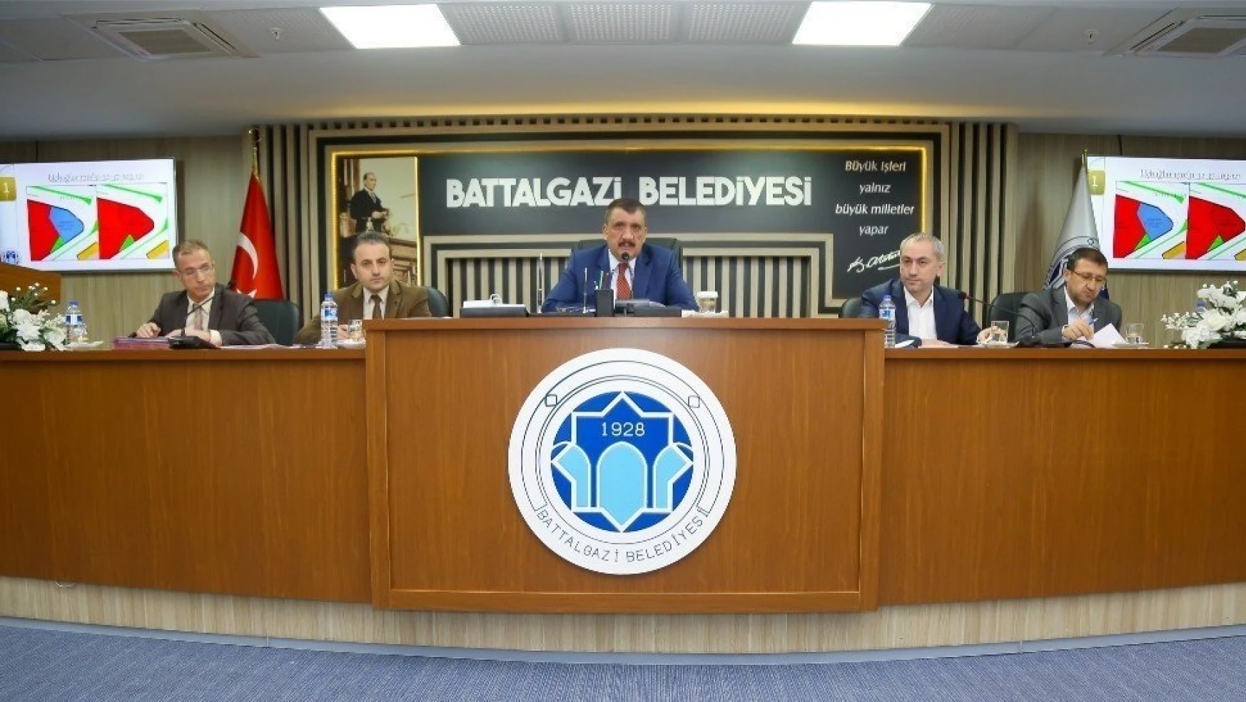 Battalgazi Belediye Meclisi, Nisan ayı olağan toplantısını yaptı
