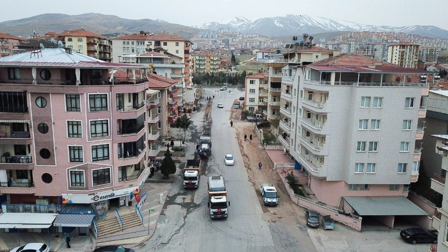 Mevlüt Aslanoğlu Caddesi yenileniyor