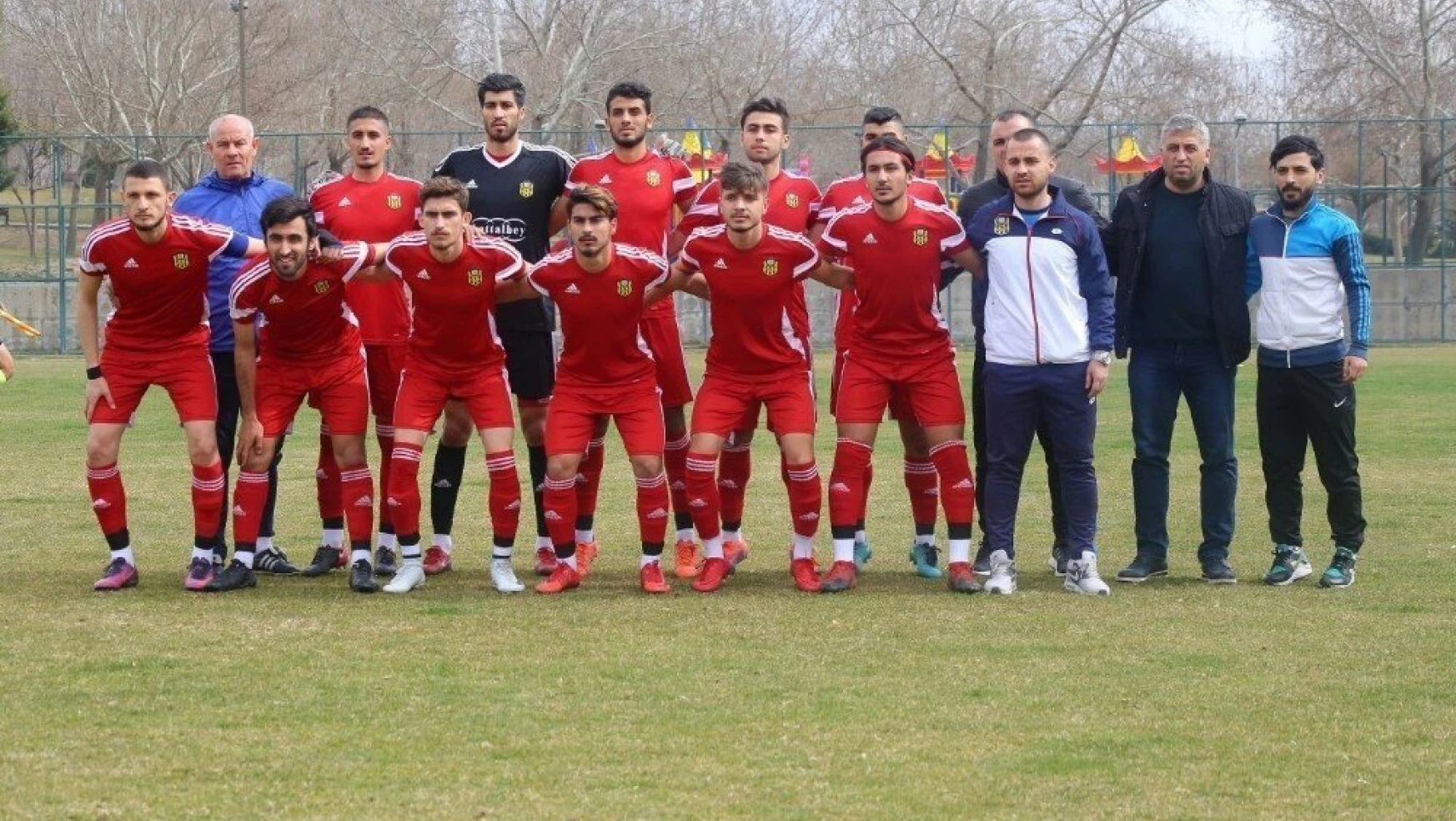 Evkur Yeni Malatyaspor U 21 takımı ilk 5'te yer almak istiyor
