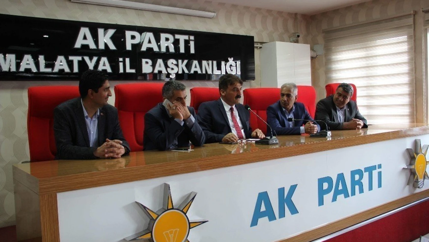 Eğitimci Kaya, AK Parti'den aday adayı oldu
