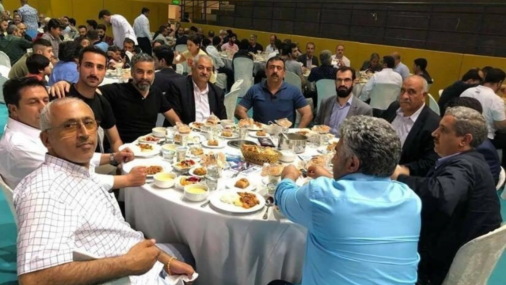 Gaziosmanpaşa'daki Malatyalılar iftar yemeğinde buluştu
