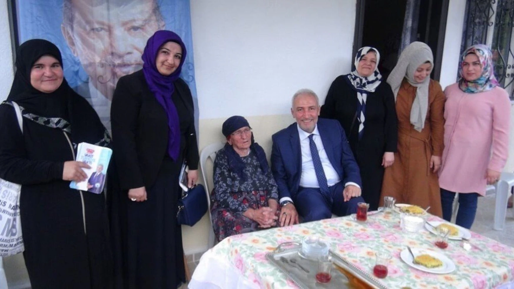 101 yaşındaki Fatma Nine'nin Erdoğan sevgisi
