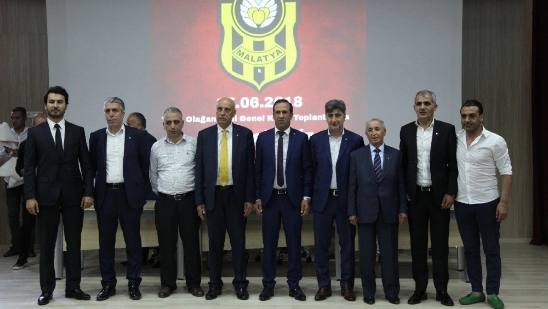 Yeni Malatyaspor'da yönetim mali açıdan ibra edildi