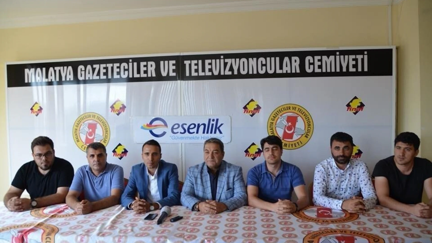 MHP'li Fendoğlu, kurum ve STK'ları ziyaret etti