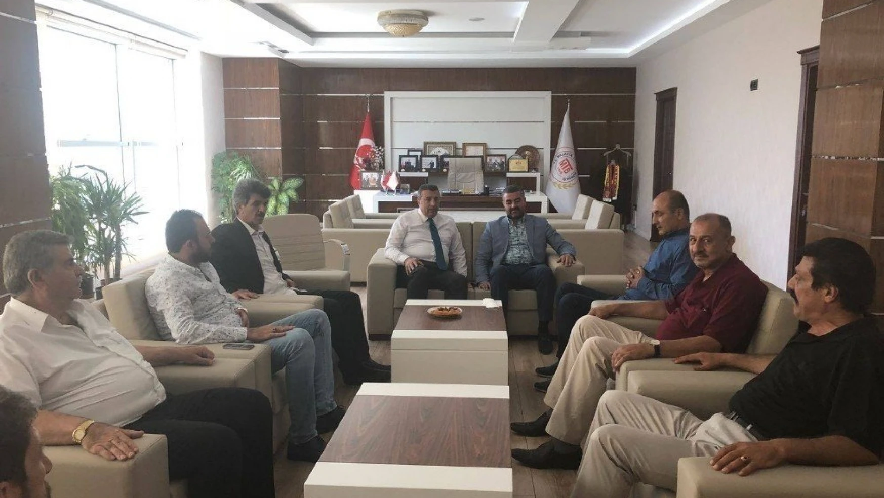 İl Başkanı Avşar, Özcan'ı ziyaret etti