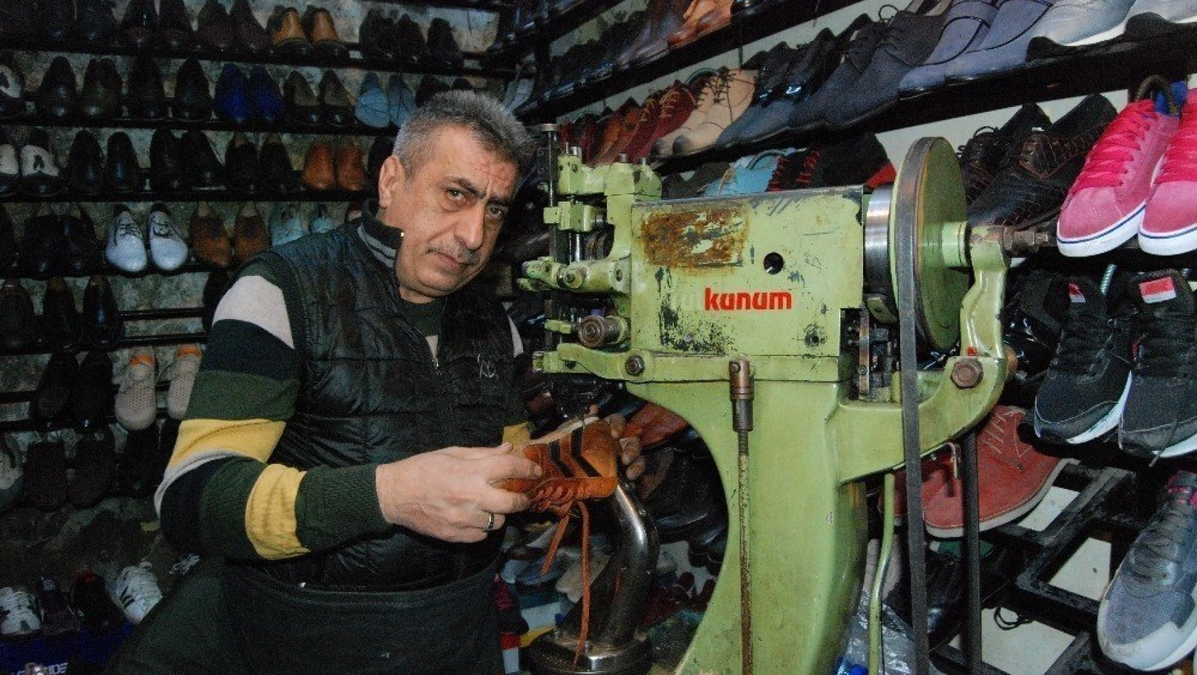 Seri üretim, ayakkabı tamircilerini unutturdu