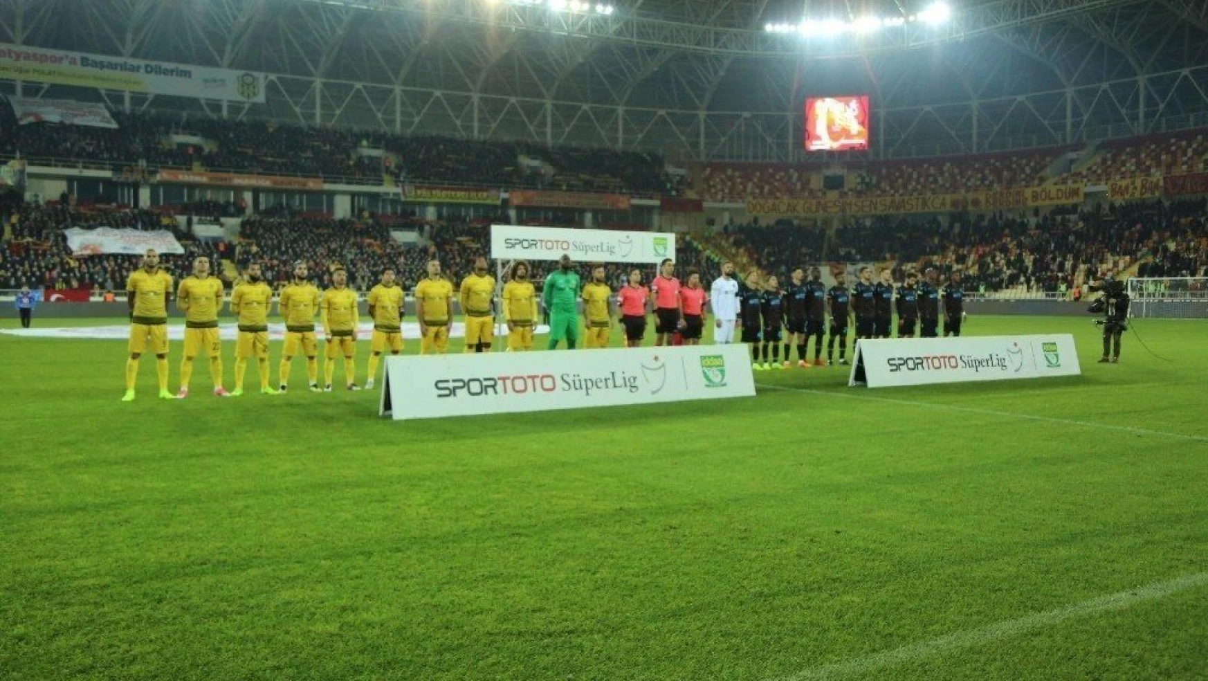 E.Yeni Malatyaspor lig ve kupada zorlu maçlara çıkacak