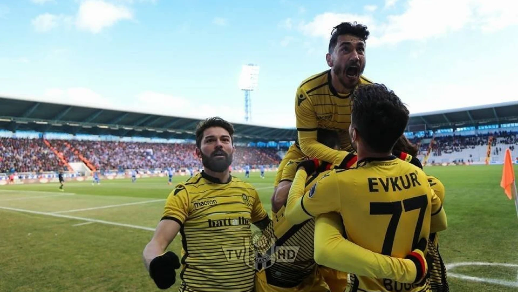 E.Yeni Malatyaspor ligde kafayla en fazla gol bulan 2. takım