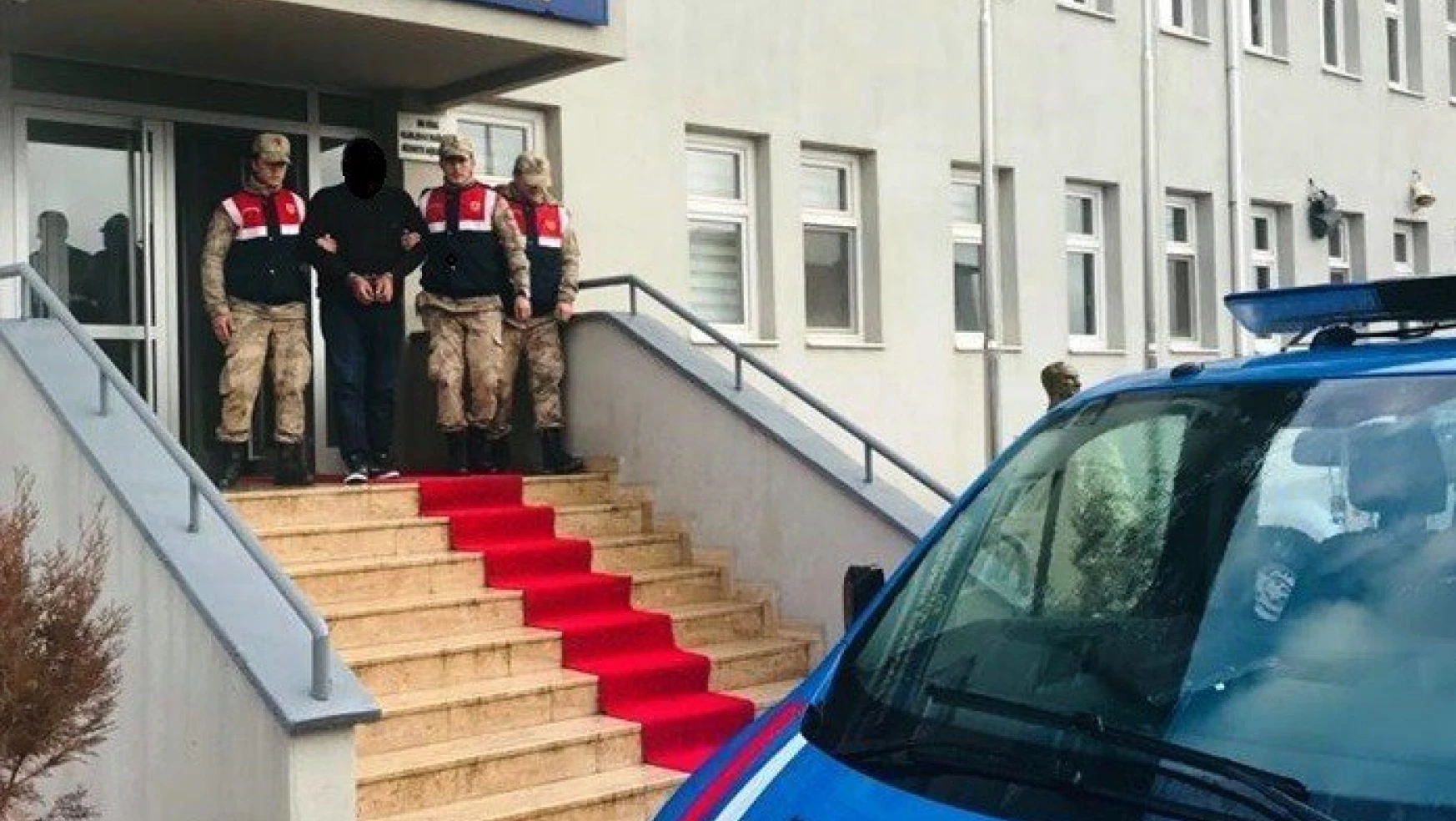 Aranan 2 örgüt üyesi Malatya'da yakalandı