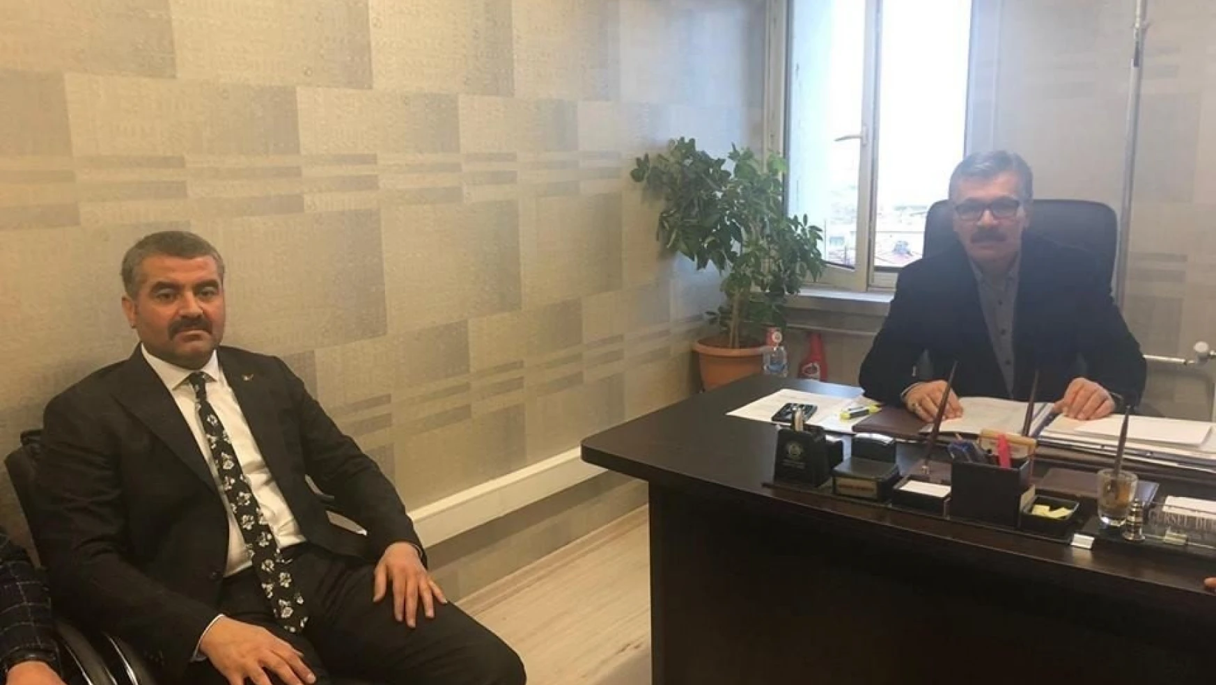 MHP'li Avşar'dan Seçim Kurulu müdürlerine ziyaret