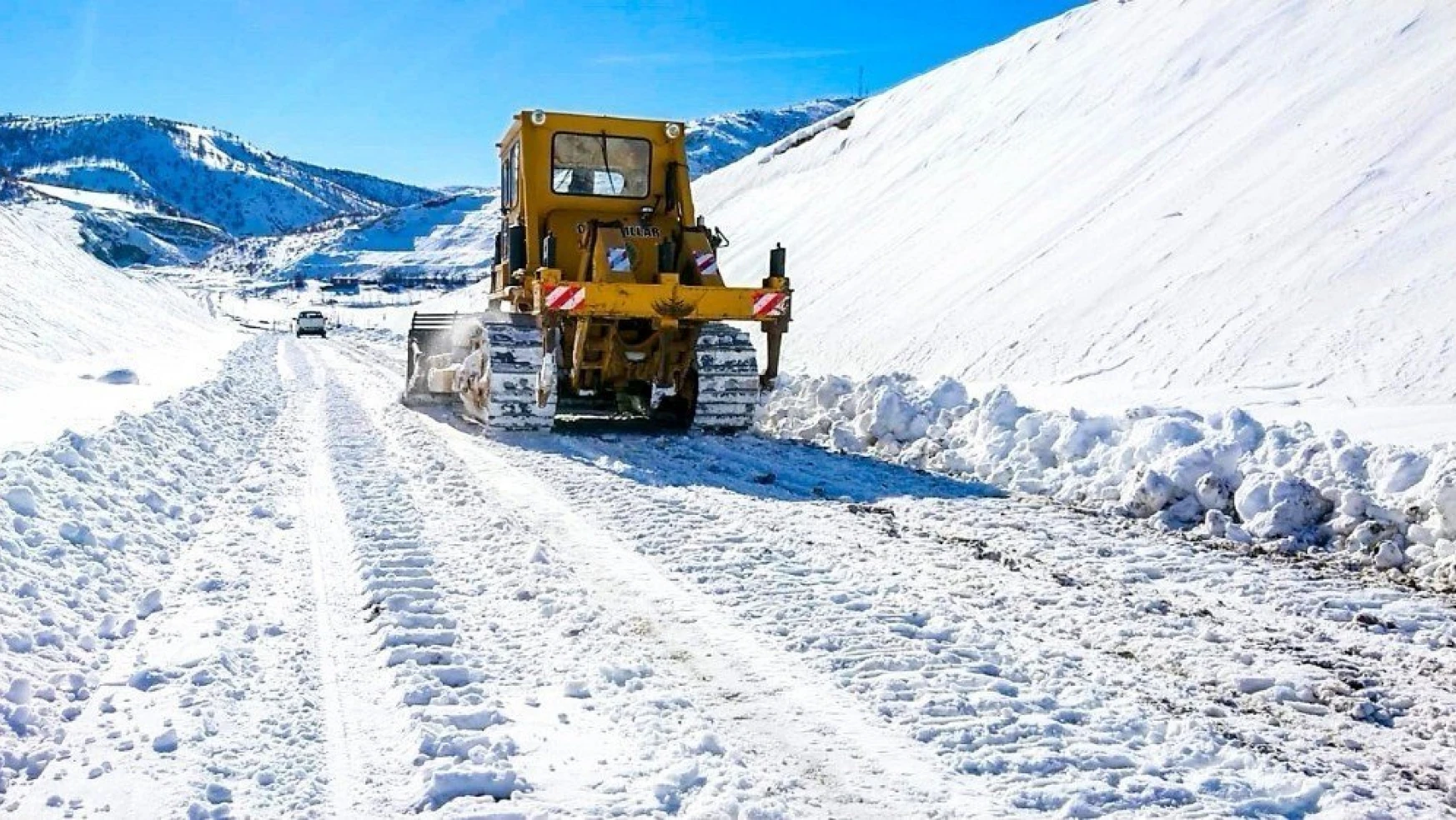 Malatya'da kar 280 mahalle yolunu kapadı